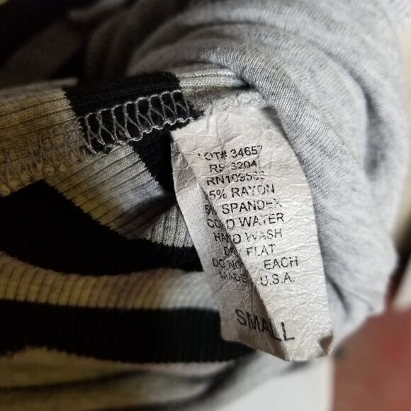 SHINE New York Striped Tunic - Picture 8 of 8